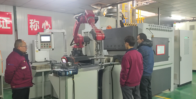 玉溪自动喷砂机选型要点，看完少走弯路。